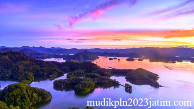 Inilah 7 Destinasi Wisata Alam Terbaik di Riau